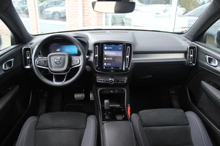 Volvo XC40 ➡️ Volvo XC40 Recharge Plus | 1e eigenaar | NL auto | 20 inch | LED | DAB | Camera | Carplay | Stuur+voorruit verwarming | Half leder | Ski-luik | inc BTW | - afbeelding nr 5