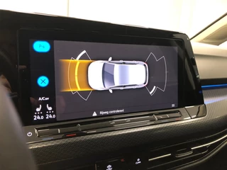 Volkswagen Golf Volkswagen Golf United 1.5 TSi | Navigatie | LED | Stoelverwarming | - afbeelding nr 20