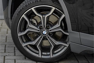 BMW X2 BMW X2 sDrive20i M-Sport High Ex Shadow Navi Trekhaak 19