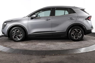 Kia Sportage Kia Sportage 1.6 T-GDi MHEV 160 PK DynamicLine - Automaat | Dig. Cockpit | Adapt. Cruise | Stuur-+Stuurverw. | PDC | Camera | NAV + App. Connect | ECC | LM 17