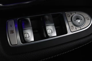 Mercedes-Benz C-Klasse Mercedes-Benz C-klasse 180 AMG Upgrade Edition | Stoelverwarming |  Carplay | Matrix LED | Sfeerverlichting | Leder/Alcantara | Navigatie | DAB | Cruise control | Park Assist - afbeelding nr 31