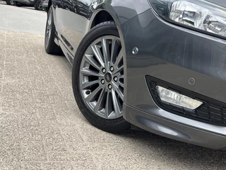 Ford Focus Ford Focus Wagon 1.0 ST-Line - afbeelding nr 2