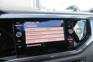 Volkswagen Polo Pano dak,Led, Adaptive cruise , Navigatie via Carplay, Buitenspiegels inklapbaar, etc. prijs rijklaar. - afbeelding nr 46