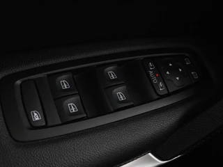 Renault Kadjar Renault Kadjar 1.3 TCe Zen | Automaat | Stoelverwarming |  Trekhaak | Navigatie | Climate control | Keyless | Parkeerhulp | Cruise control - afbeelding nr 30