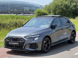Audi A3 Audi A3 Sportback 45 TFSI e S-Line Pano Matrix Sfeerverlichting - afbeelding nr 1