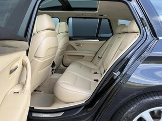 BMW 5 Serie BMW 5-serie Touring 520I High Executive Leder - Pano - Digitaal Dashboard - afbeelding nr 19