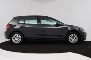 Volkswagen Golf Volkswagen Golf 1.0 TSI Comfortline (PARKEERSENSOREN, CRUISE CONTROL, NAVIGATIE, CARPLAY, NL-AUTO) - afbeelding nr 14