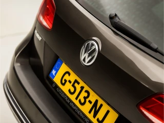 Volkswagen Passat Volkswagen Passat Variant 1.4 TSI Sportline Automaat (NAVIGATIE, CLIMATE, STOELVERWARMING, GETINT GLAS, SPORTSTOELEN, TREKHAAK, CRUISE, PARKEERSENSOREN, NIEUWSTAAT) - afbeelding nr 33