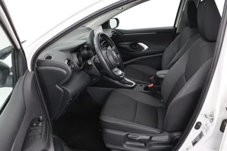 Toyota Yaris Toyota Yaris 1.5 Hybrid Dynamic | Camera | Adaptive cruise |  Carplay | Full LED | Keyless | Navigatie | Climate control | Bluetooth - afbeelding nr 4