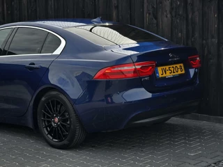 Jaguar XE Jaguar XE 2.0 D Prestige| Vol leer| Camera| Navigatie| PDC| - afbeelding nr 12