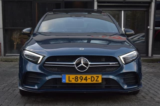 Mercedes-Benz A-Klasse Mercedes-Benz A-klasse AMG 35 4MATIC Edition 1  Pano Kuip Sterren Lane ACC - afbeelding nr 2