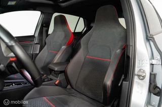 Volkswagen Golf Volkswagen Golf 2.0 TSI GTI Clubsport PANO|CARPLAY|DODEHOEK| - afbeelding nr 15