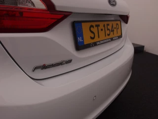 Ford Fiesta NAVI / AIRCO / CARPLAY / BLUETOOTH / CRUISE / PDC / NL-AUTO - afbeelding nr 37