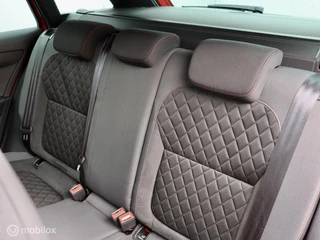Škoda Fabia Skoda Fabia 1.0 TSI Monte Carlo LED Trekhaak Stoelverwarming - afbeelding nr 17