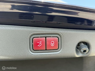 Mercedes-Benz E-Klasse Mercedes E-klasse 200 AMG-Pakket EXPORT! LEES TEKST! - afbeelding nr 24