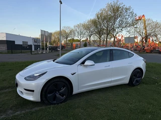 Tesla Model 3 Tesla Model 3 Standard RWD Plus 60 kWh - AUTOPILOT/PANO/NAP - afbeelding nr 4