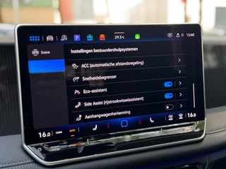 Volkswagen Tiguan Volkswagen TIGUAN 1.5 eTSI DSG Lane ass Drive pilot CarPlay 150 PK Keyless Camera Sfeerverlichting Life edition Direct leverbaar - afbeelding nr 31