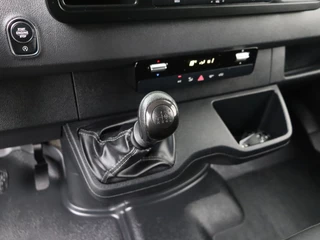 Mercedes-Benz Sprinter Mercedes-Benz Sprinter 315CDI L2H2 | Mbux Touchscreen Camera | Betimmering | Airco | Cruise | 3-Persoons - afbeelding nr 16