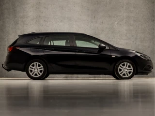 Opel Astra Opel Astra Sports Tourer 1.0 Sportline (GROOT NAVI, APPLE CARPLAY, CLIMATE, TREKHAAK, XENON, SPORTSTOELEN, BLUETOOTH, CRUISE CONTROL, NIEUWSTAAT) - afbeelding nr 4