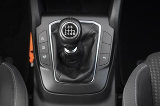 Ford Focus Ford Focus Wagon 1.0 EcoBoost Trend Edition Business|1e Eigenaar|TREKHAAK|CAMERA|NAVI|CARPLAY|CRUISE - afbeelding nr 39