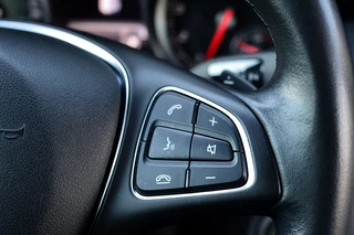 Mercedes-Benz GLA Rijklaarprijs-Garantie Navigatie Airco Trekhaak Sport Interieur Camrera - afbeelding nr 31