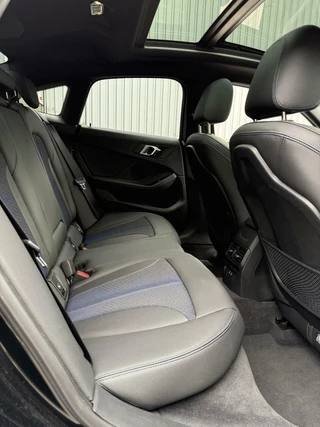 BMW 2 Serie BMW 2-serie Gran Coupé 218i M Sport |PANO|Camera|Fabrieksgar - afbeelding nr 16