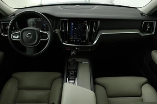 Volvo V60 Volvo V60 2.0 T4 Inscription | Trekhaak | Harman/Kardon | Stoel & stuurverwarming | Leder | Standkachel | Camera | Carplay | Full LED | Navigatie | Memory - afbeelding nr 9