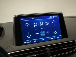 Peugeot 3008 Peugeot 3008 1.2 PureTech Allure Sport (APPLE CARPLAY,NAVI,LED,CAMERA,360 VIEW,PDC,CRUISE,LANE,CLIMATE,LM VELGEN,NETTE STAAT) - afbeelding nr 17