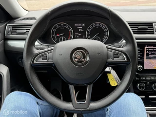 Škoda Superb Skoda Superb Combi 1.4 TSI Ambition NAVIGATIE - afbeelding nr 15