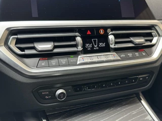 BMW 3 Serie BMW 3-serie Touring 330e Automaat | Leer | Adaptieve cruise control | DAB radio | Getint glas | LED verlichting | Stoelverwarming | Audio installatie | Apple CarPlay | Parkeersensoren voor en achter - afbeelding nr 39
