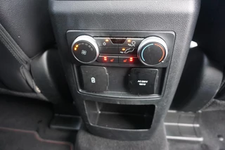 Ford Explorer Ford Explorer 3.0 V6 EcoBoost PHEV ST-Line 457PK Panodak Parelmoerlak Zwart Dak 20