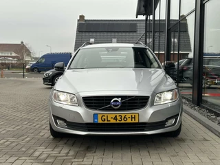 Volvo V70 Volvo V70 2.0 D2 Dynamic Edition | Stoel verwarming | Navi - afbeelding nr 26