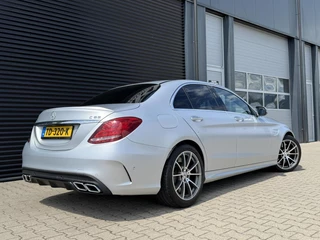 Mercedes-Benz C-Klasse Mercedes C-klasse AMG 63 Edition 1 | Burmester | Memory | HU | Keyless | Etc - afbeelding nr 16