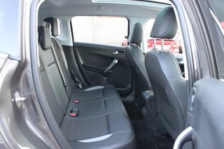 Peugeot 2008 Peugeot 2008 1.2 PureTech Allure, automaat, navigatie. - afbeelding nr 15