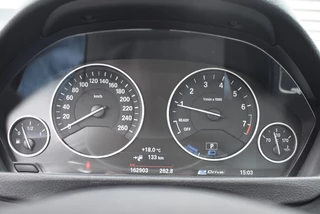 BMW 3 Serie BMW 3 Serie 330E HIGH EXEC. / SCHUIF KANTELDAK / STOELVERWARMING / LEDERE BEKLEDING - afbeelding nr 16
