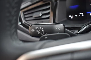 Volkswagen Polo Volkswagen Polo 1.0 TSI LIFE EDITION, Apple Carplay, ACC, Lane - afbeelding nr 12