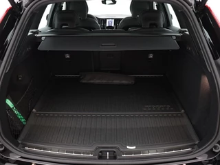 Volvo XC60 Volvo XC60 2.0 T6 AWD Plus Dark - afbeelding nr 14