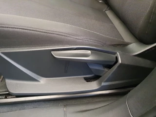 Audi Q3 Audi Q3 35 TFSI 150pk Advanced S-Tronic Wegklapbare trekhaak, App connect - afbeelding nr 19