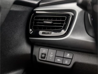 Kia Rio Kia Rio 1.0 TGDI Dynamic Sport (APPLE CARPLAY, NAVIGATIE, CAMERA, GETINT GLAS, SPORTSTOELEN, PARKEERSENSOREN, KEYLESS, CRUISE, LED, NIEUWSTAAT) - afbeelding nr 23