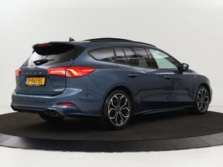 Ford Focus Ford Focus 1.0 EcoBoost ST Line X | Panoramadak |  Stoel & stuurverwarming | Adaptive cruise | Camera | Carplay | Full LED | Trekhaak | Climate control | Navigatie - afbeelding nr 38