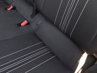 SEAT Mii 1.0 60pk Sport Intense 5-Deurs | Origineel NL | Airco | Cruise | Bluetooth Carkit+Streaming | Elek.Ramen+Spiegels | Licht+Regensensor | Pdc | Mistlampen | Privacy Glass | 15''lm - afbeelding nr 21