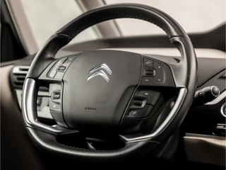 Citroën Grand C4 Spacetourer Citroën Grand C4 Spacetourer 1.2 PureTech Deluxe (GROOT NAVI, APPLE CARPLAY, CAMERA, MASSAGE, LM VELGEN, GETINT GLAS, NIEUWE APK, NIEUWSTAAT) - afbeelding nr 22
