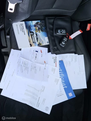 BMW 3 Serie BMW 3-serie 330e M Pakket|Pano|Head Up|Harman/Kardon|Full Op - afbeelding nr 24