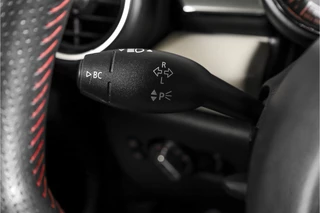 MINI Cooper MINI Cooper 1.5 135 PK Chili - JCW Trim | Cruise | Stoel-+Voorruitverw. | PDC | NAV | ECC | LM 17