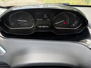 Peugeot 2008 Peugeot 2008 1.2 PureT. Blue Lion airco navi pano - afbeelding nr 11