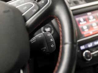 Renault Kadjar Automaat (PANORAMADAK, NAVIGATIE, VIRTUAL COCKPIT, LEDEREN SPORTSTOELEN, STOELVERWARMING, CAMERA, KEYLESS, BOSE AUDIO, LED KOPLAMPEN, NIEUWE APK, NIEUWSTAAT) - afbeelding nr 25