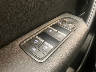 Renault Captur Renault CAPTUR 1.3 TCe 130 Intens | Automaat | LED | Navigatie | Trekhaak | - afbeelding nr 36