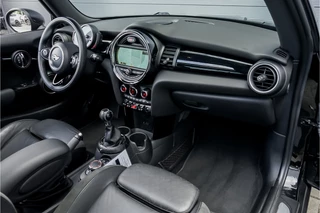 MINI Cooper S MINI Cooper S Mini 2.0 Chili Serious Business Pano Navi Camera Cruise - afbeelding nr 23
