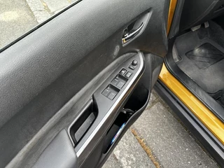 Suzuki Vitara Suzuki Vitara 1.4 BOOSTERJET STIJL AUTOMAAT Open dak | Stoelverwarming | Rijstrookassistent - afbeelding nr 16