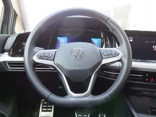 Volkswagen Golf Volkswagen Golf 1.5 eTSI LIFE MOVE DSG-aut./ Navi / Stoel + stuurverw. / Navi - afbeelding nr 45